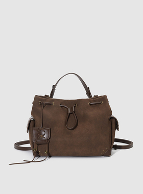 UR国内代购2025秋季女士时髦琥珀流光通勤抽绳单肩背包UAWB50267