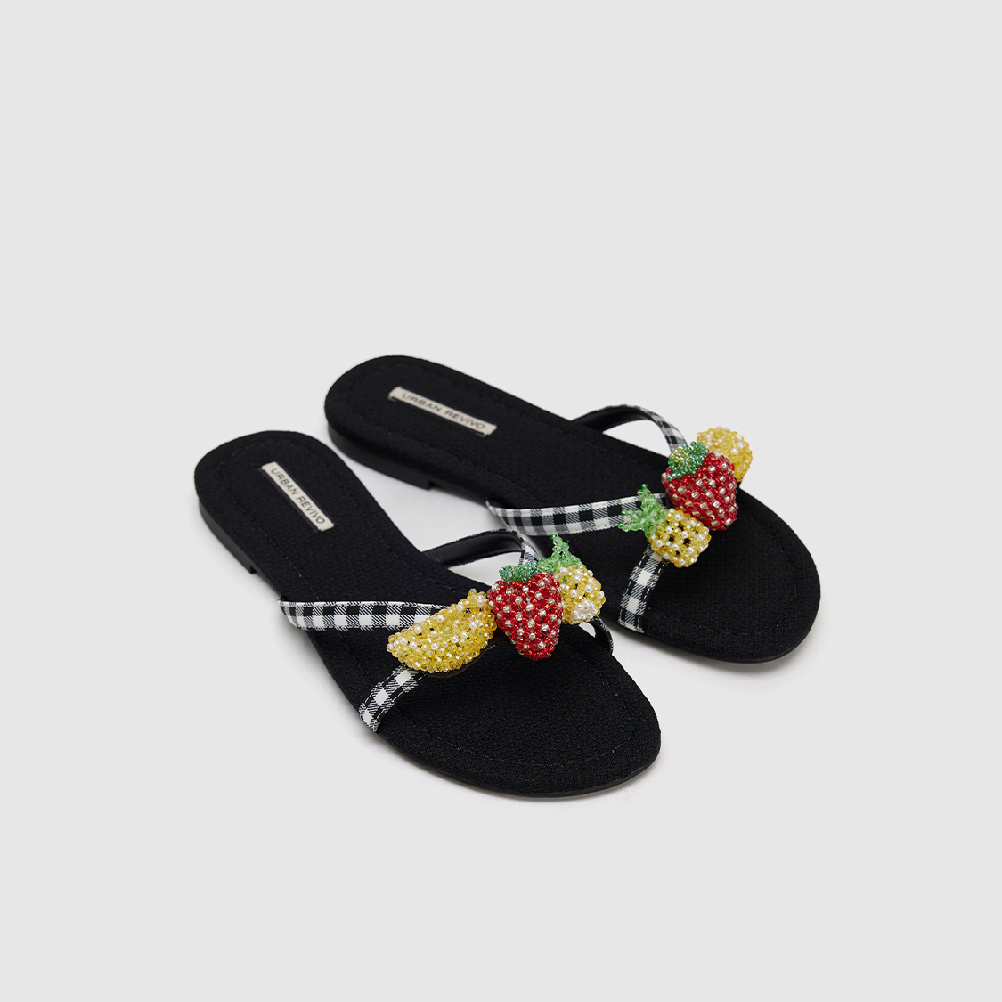 UR国内代购2025夏季女士休闲百搭波嬉风水果串珠拖鞋UAYS50043