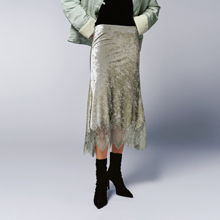 气质魅力丝绒蕾丝拼接修身 女装 半裙UWG550137 2025冬季 UR国内代购