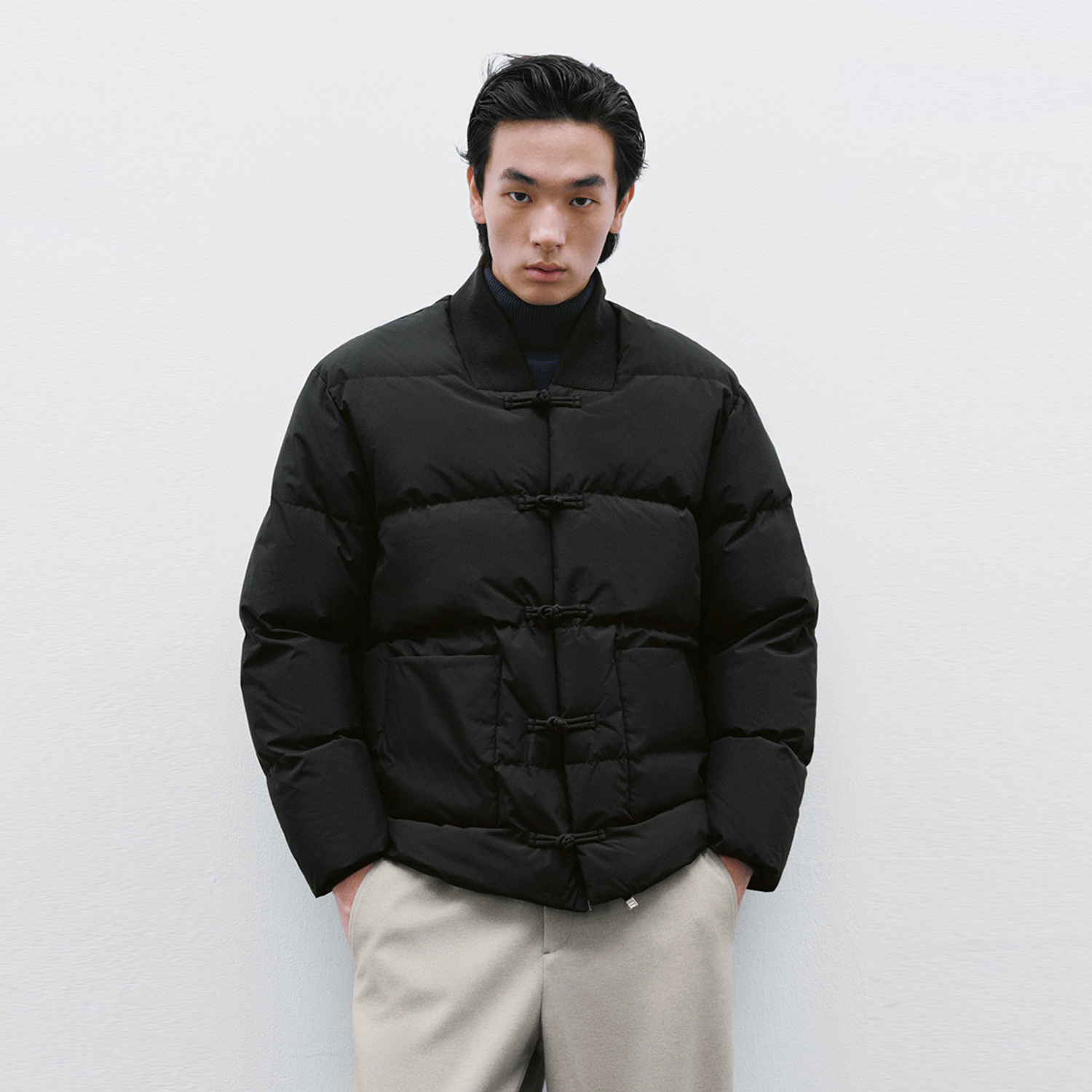 UR国内代购2025冬季男装休闲时尚简约新中式盘扣羽绒服UMF150083