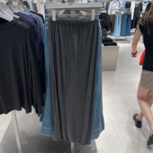 女装 UR国内代购 2025秋季 休闲松紧腰抽绳垂感针织半裙ULU950008