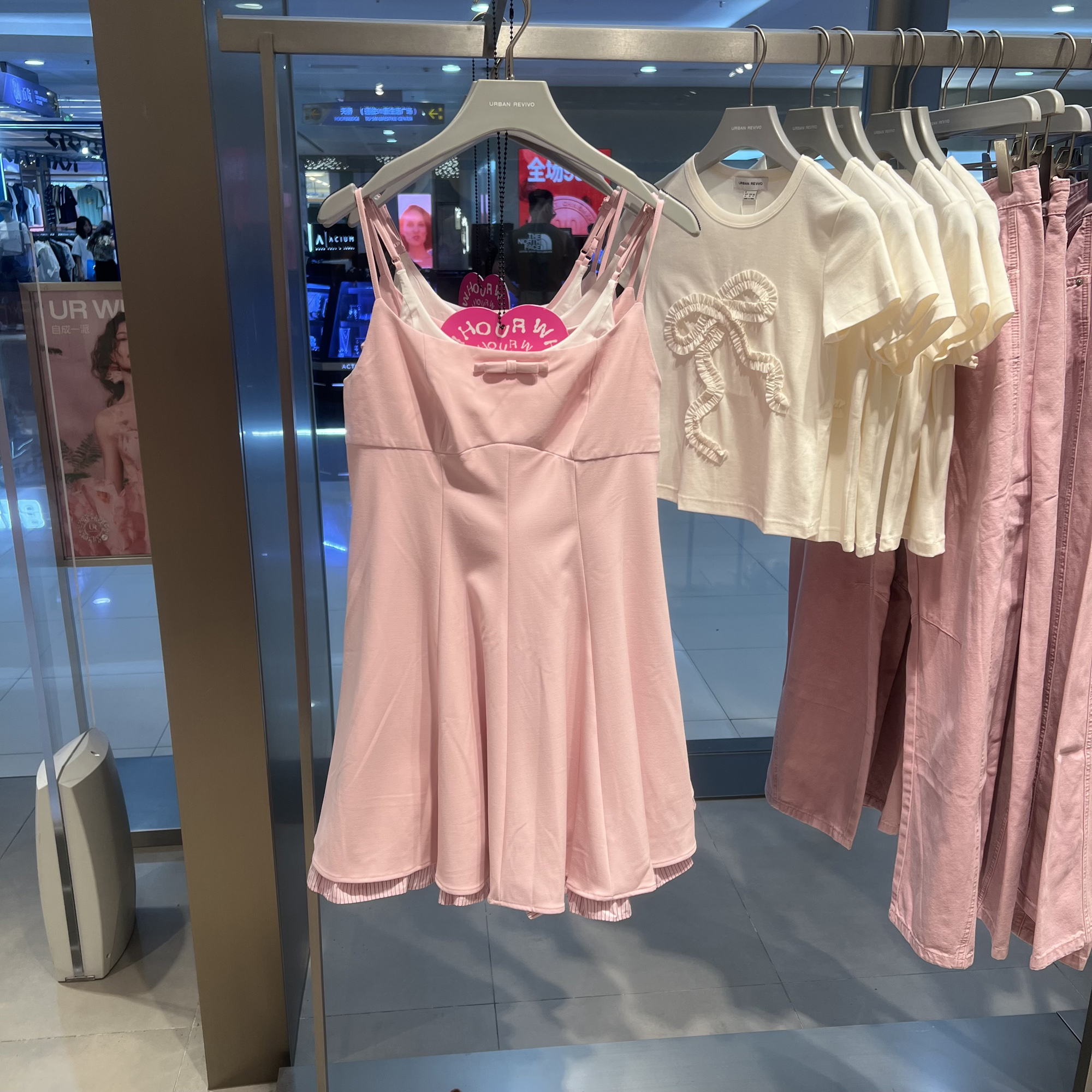 UR国内代购2025秋季女装休闲拼接收腰超短款吊带连衣裙UYL750103