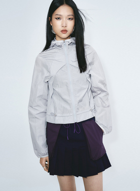 UR国内代购2025夏季女户外休闲拉链分割设计感连帽外套UYV150018