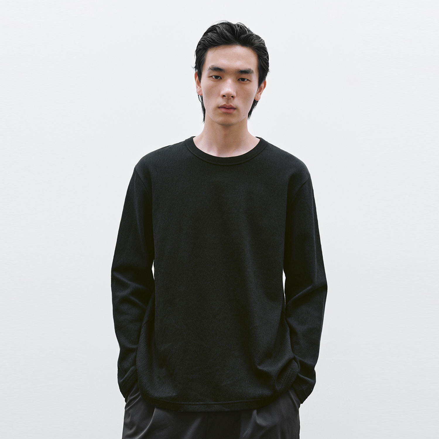 UR国内代购2025冬季男装休闲气质简约基础百搭圆领T恤UMM450141