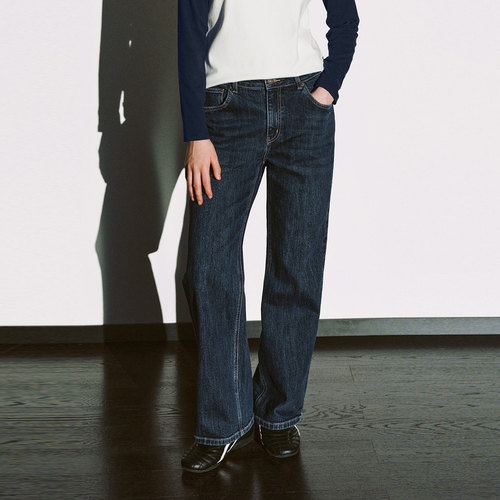 UR国内代购2025冬季女装休闲风复古水洗直筒牛仔长裤UYY850283