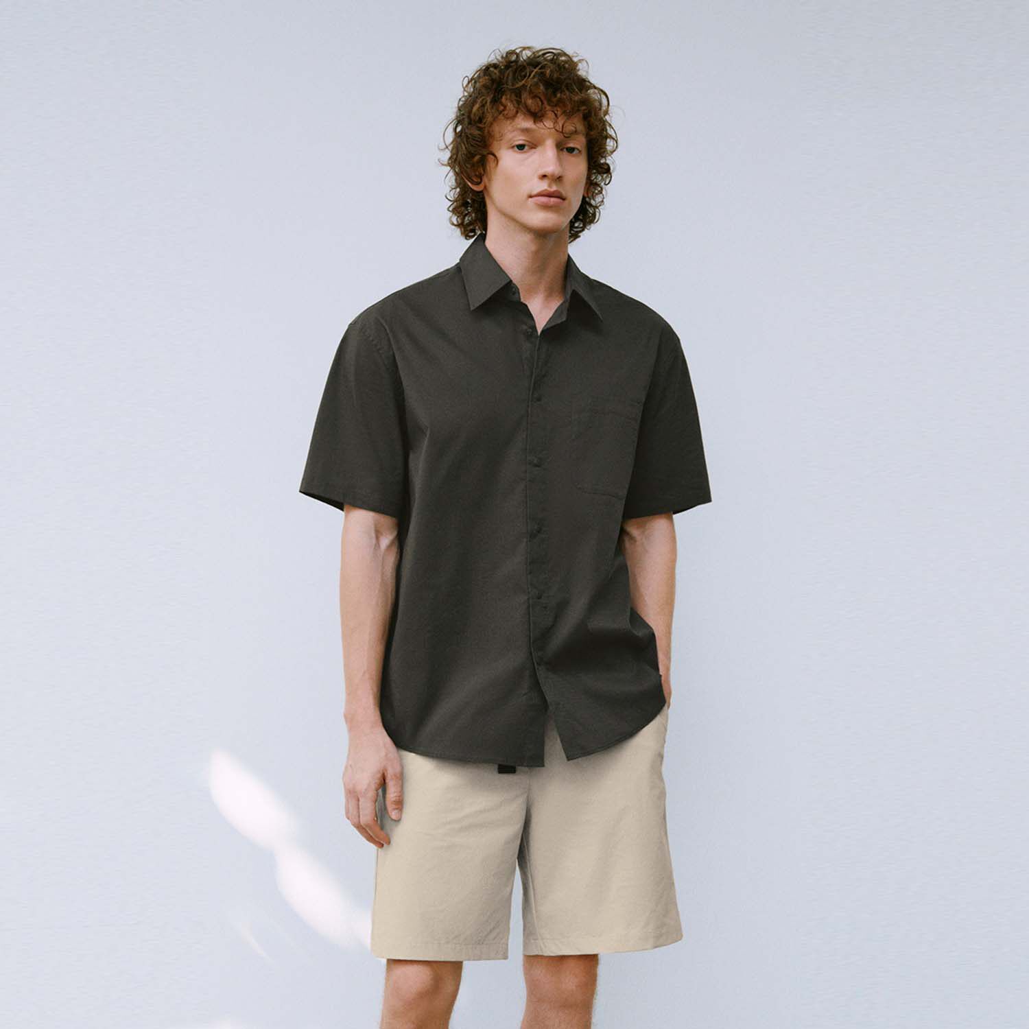 UR国内代购2026夏季男装机能休闲简约百搭翻领开襟衬衫UMT260006