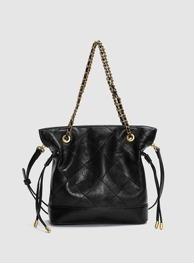 UR国内代购2025秋季女士时髦复古菱格链条单肩斜挎包UAWB50302