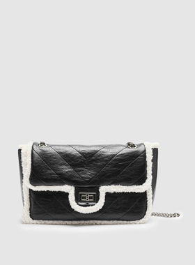 UR国内代购2025秋季女士经典菱格毛绒链条单肩斜挎包UAWB50234