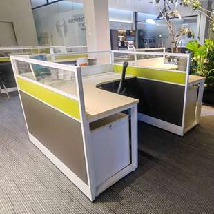 简约现代高柜职员新中式 办公桌椅子防水玻璃电脑桌面隔断工作组合