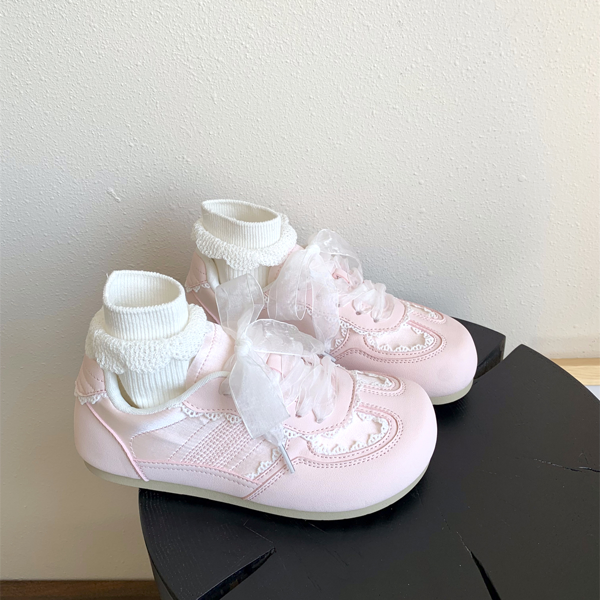 休闲2025春季新款网纱蕾丝单鞋