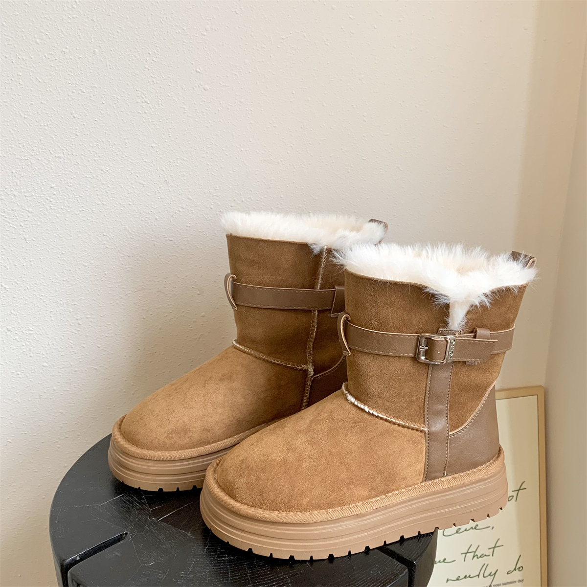 中筒防寒保暖毛绒绒时尚雪地靴