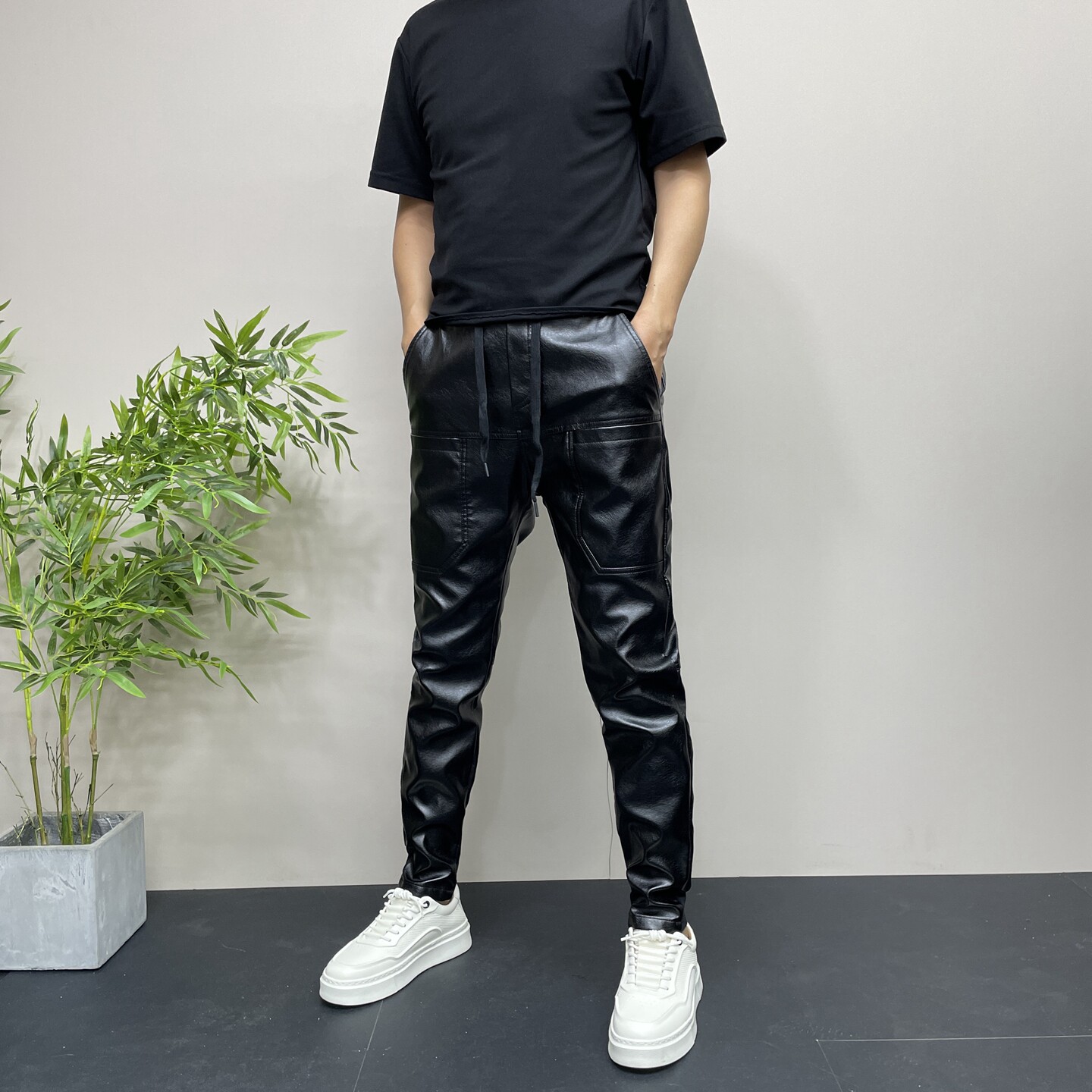 2025PU皮男士宽松防风防水休闲裤