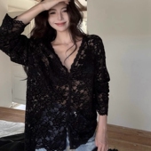 内搭夏季 法式 外套女春秋装 长袖 镂空上衣 复古V领蕾丝钩花防晒衬衫