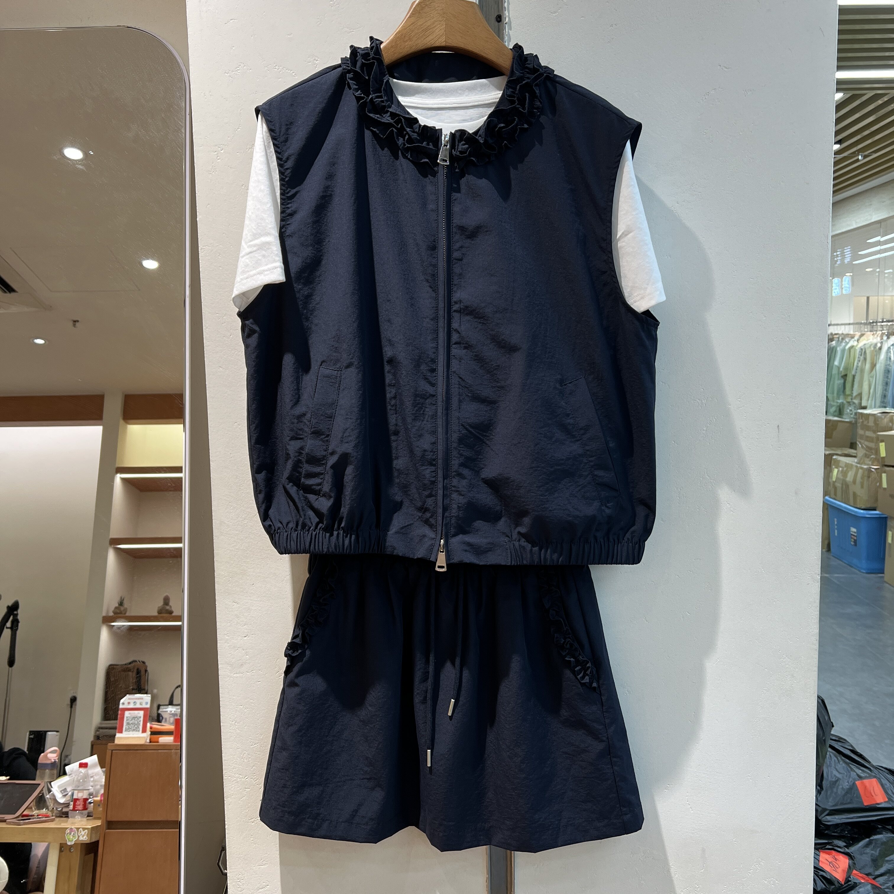 欧货夏季新款时尚减龄圆领棒球服马甲短裤藏青色时尚套装两件套女