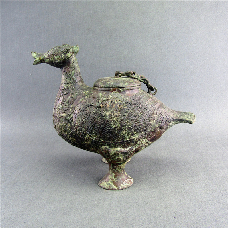 仿古青铜器鸭尊工艺品家居摆件影视道具古典装修别墅办公室装饰品