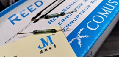 原装进口接近开关GC3817 3.8X25MM长60W 3A/400VAC 磁控干簧管