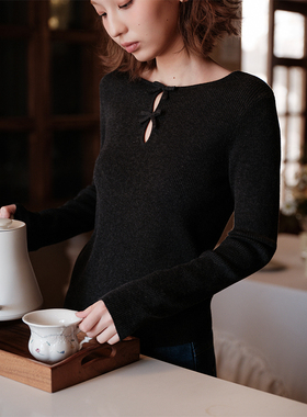 Botanique植物学“节日氛围”美丽诺羊毛蝴蝶结镂空毛衣