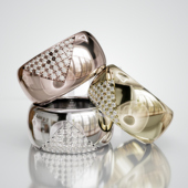 18K金圆石微镶三角宽版 戒轻奢小众设计感指环可定制百搭通勤情侣