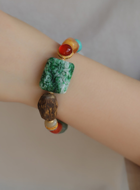 高端定制孤品天然翡翠A货精雕仿古回纹牌配纯银鎏金镶嵌冰红配饰