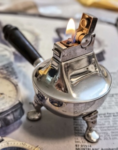 【独特机型】目录入册款50年代美国ASR创意炒锅造型煤油打火机