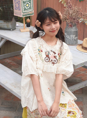 森系甜美夏季复古刺绣灯笼袖衬衫