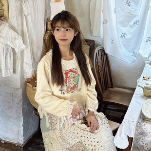 秋冬甜美少女蕾丝花边领加绒加厚卫衣裙森系田园风碎花拼接连衣裙