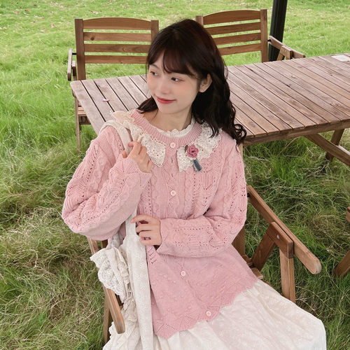 圆领甜美蕾丝花边森系毛衣