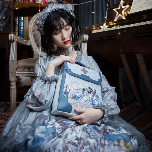 【天带】柄图合作双肩包女时尚百搭书包可爱高中生背包大学生背包