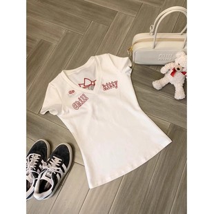 修身 美式 t恤女夏季 短款 后背鏤空刺繡kitty貓V領(lǐng)正肩短袖 辣妹上衣