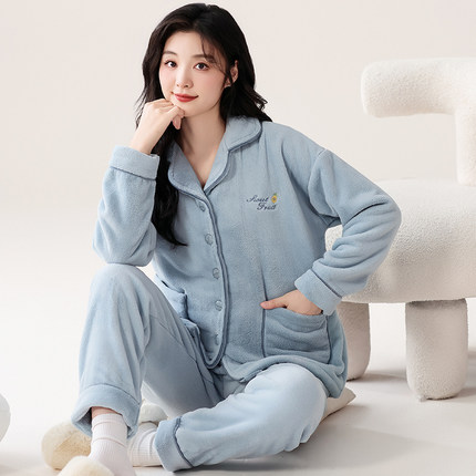 睡衣女款秋冬季法兰绒加厚加绒珊瑚绒家居服保暖冬天大码纯色套装
