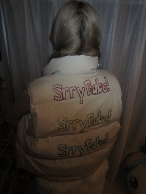 Srrybabe满印logo闪粉棉服马甲外套