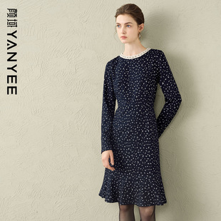 颜域碎花收腰长袖连衣裙女2025秋冬装新款轻熟风优雅减龄气质短裙