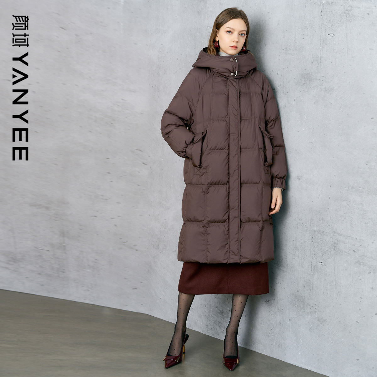 加厚保暖白鸭绒连帽外套女