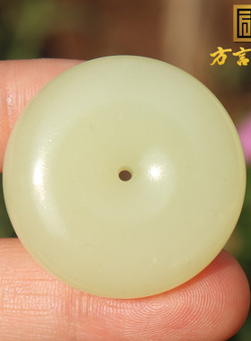 方言品牌精品和田玉佩戴级新疆且末老坑山料黄口平安扣吊坠挂件O2