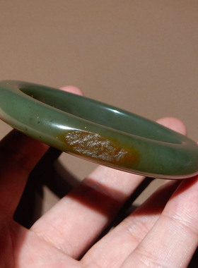 新疆和田玉籽料黄沁皮手镯子