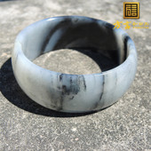 方言和田玉放巨漏收藏级精品黑白分明青花意境正装 籽料56径手镯F