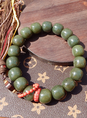 新疆沙枣青籽料双色18mm老型手串