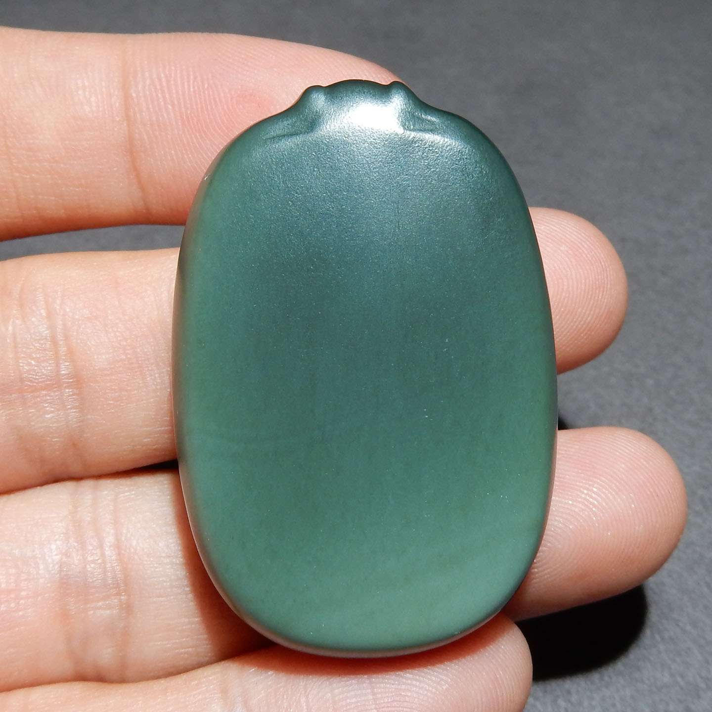 抢疯方言和田玉放巨漏新疆玉龙河沙枣青籽料双色平安无事牌吊坠w2