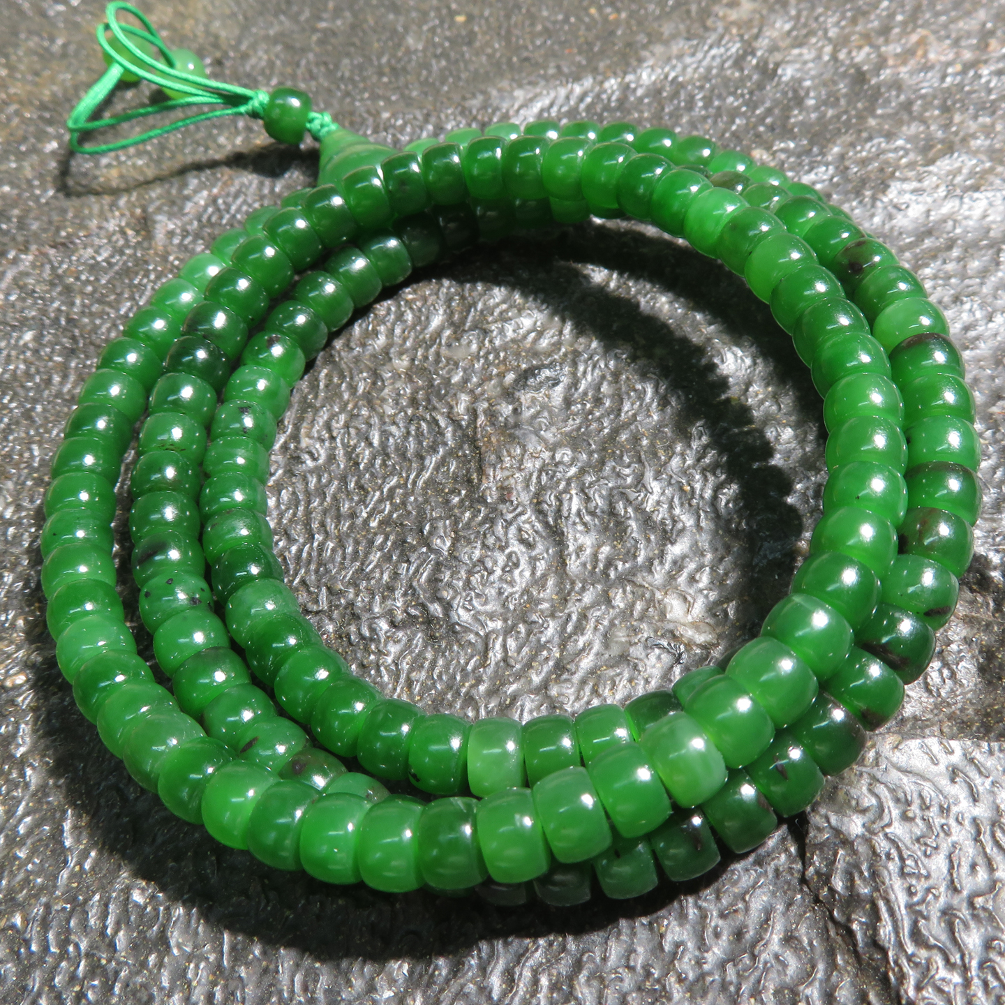 嗨翻方言和田玉特色俄罗斯老坑料红皮菠菜绿碧玉3mm老型珠项链w1