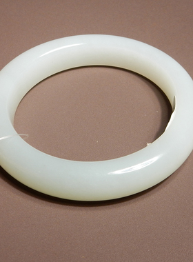 方言和田玉俄料羊脂白玉带翠手镯