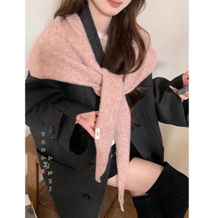 高级感外搭粉色羊绒大三角巾女围巾披肩冬季保暖百搭护颈针织围脖
