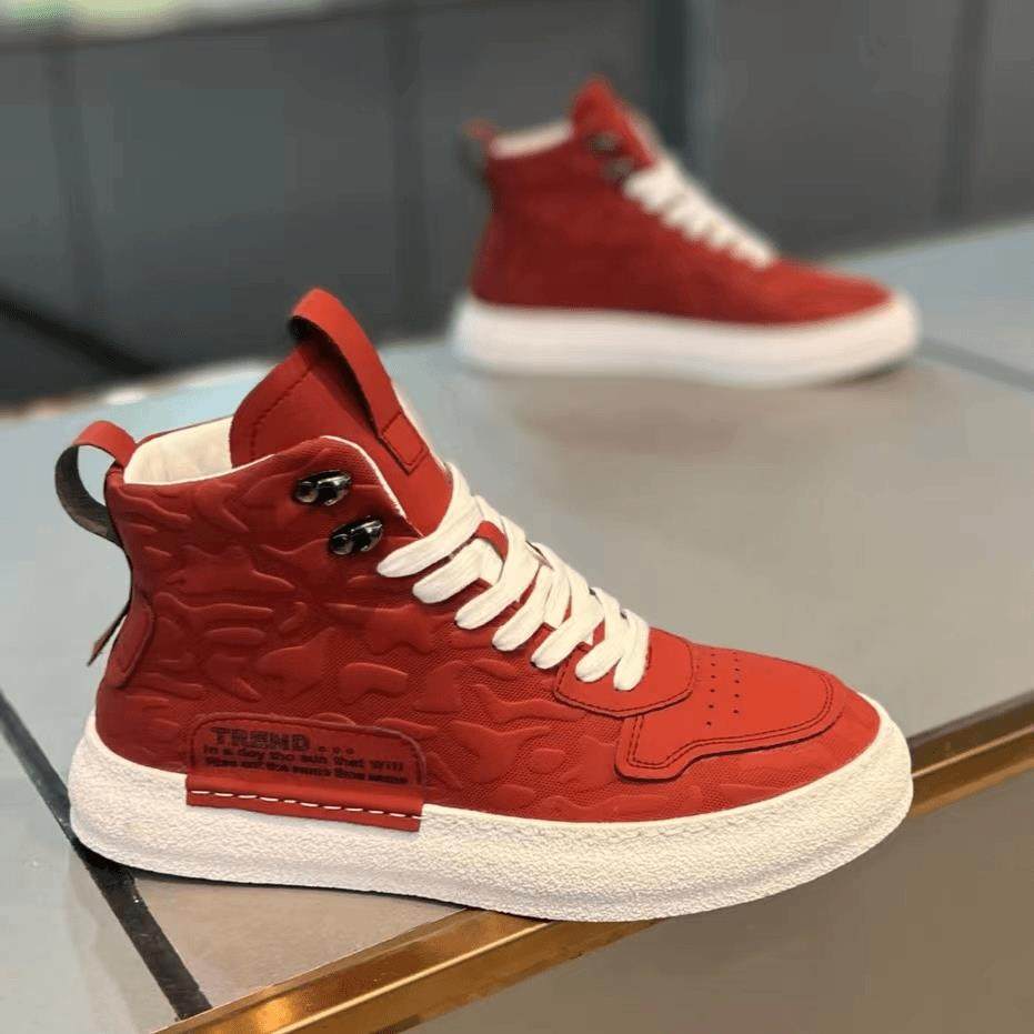 红色男鞋2025春秋新款软底轻便皮面运动休闲鞋男冬季百搭高帮板鞋