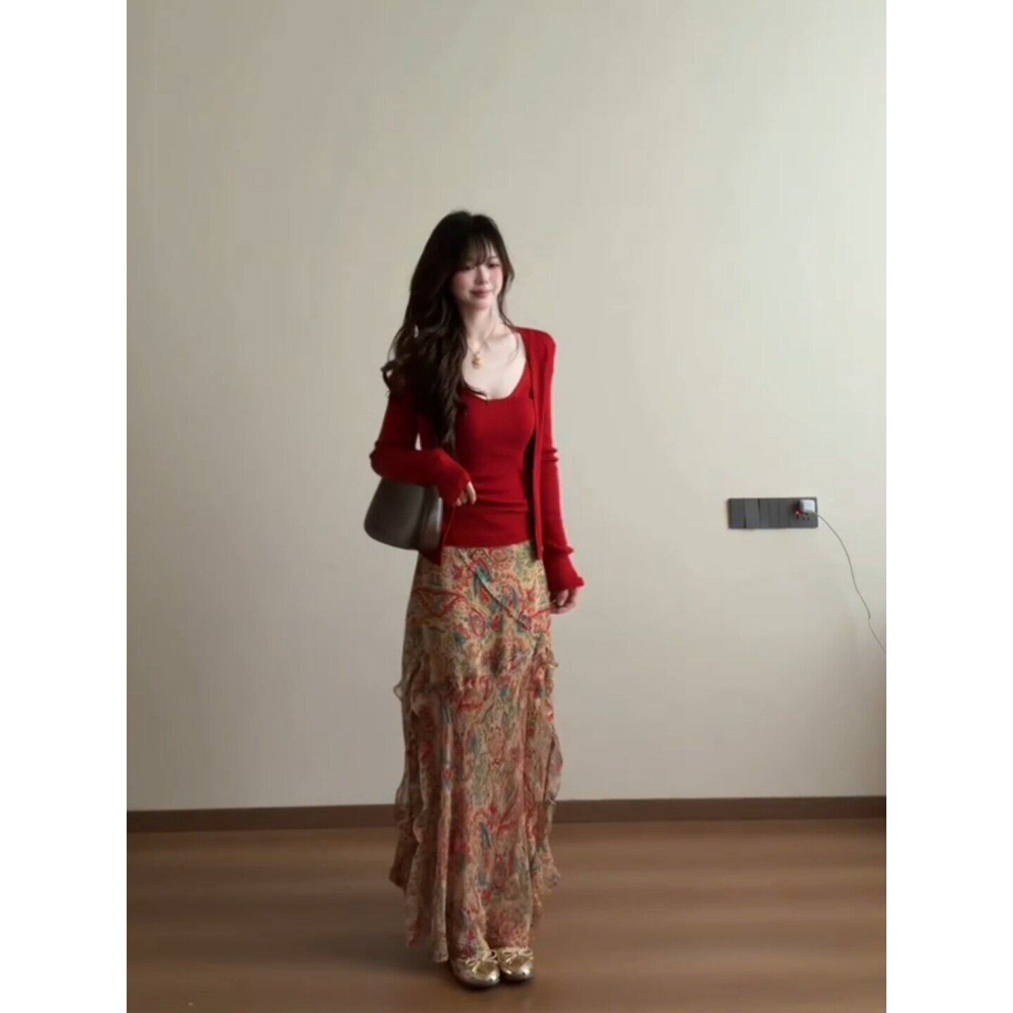 韩系穿搭套装女夏季巨好看绝美红色针织开衫吊带上衣碎花半身裙子