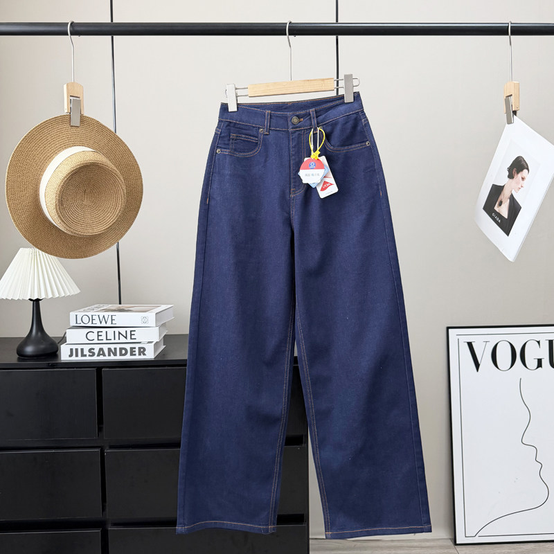 后袋刺绣窄版直筒阔腿牛仔裤女春