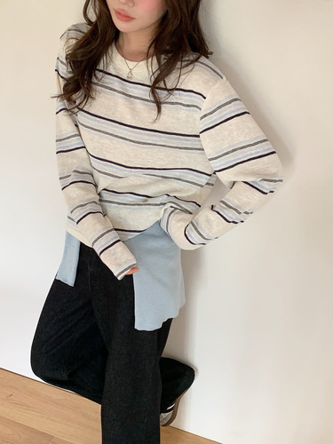YOYO-新款条纹贝壳扣设计圆领长袖T恤女韩系宽松上衣潮款