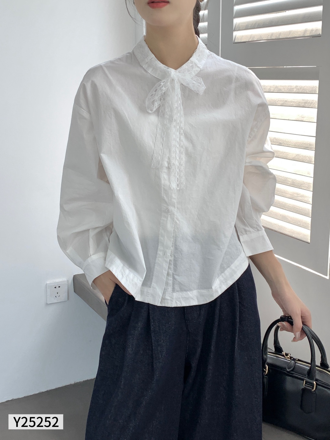 YOYO-新款纯棉立领蕾丝拼接衬衫女韩系宽松设计感上衣潮款衬衫