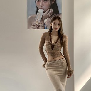 口性感纯欲上衣打底针织衫 蕾丝拼接棕色毛毛袖 2025AW Jqwention