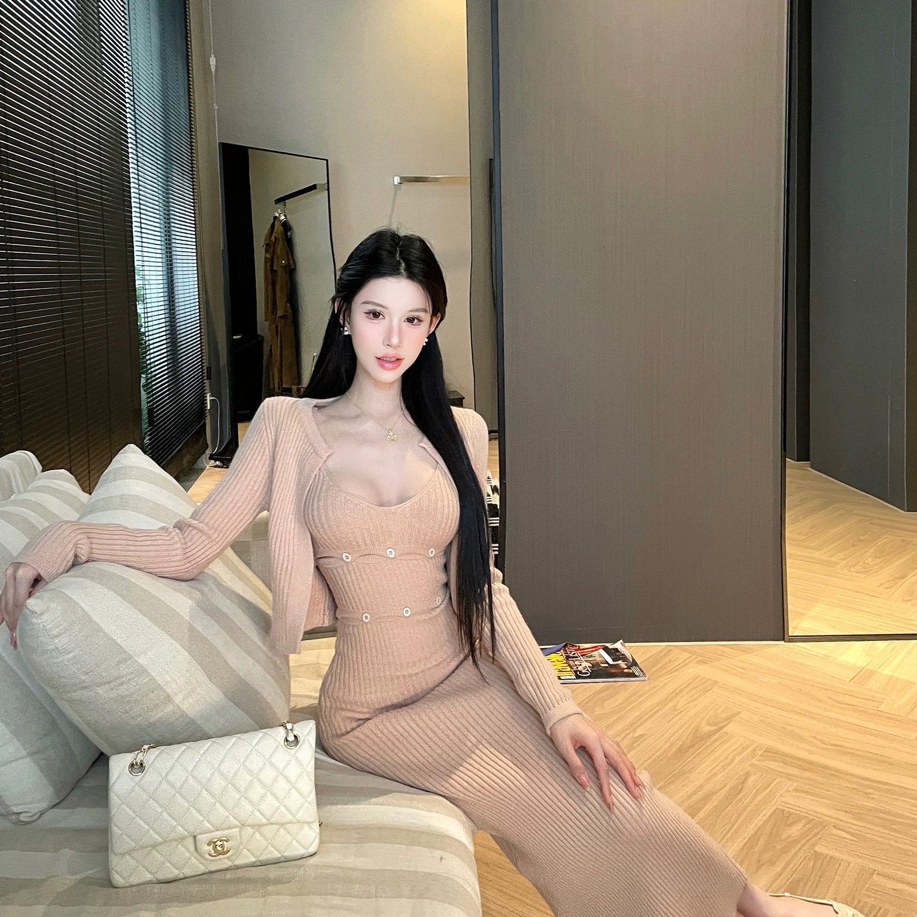 辣妹风时尚2025年冬季新款连衣裙