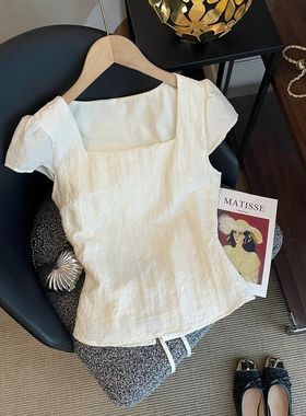 法式轻熟时尚钩花露腰系带设计方口领短袖衬衫女2025夏季新款上衣