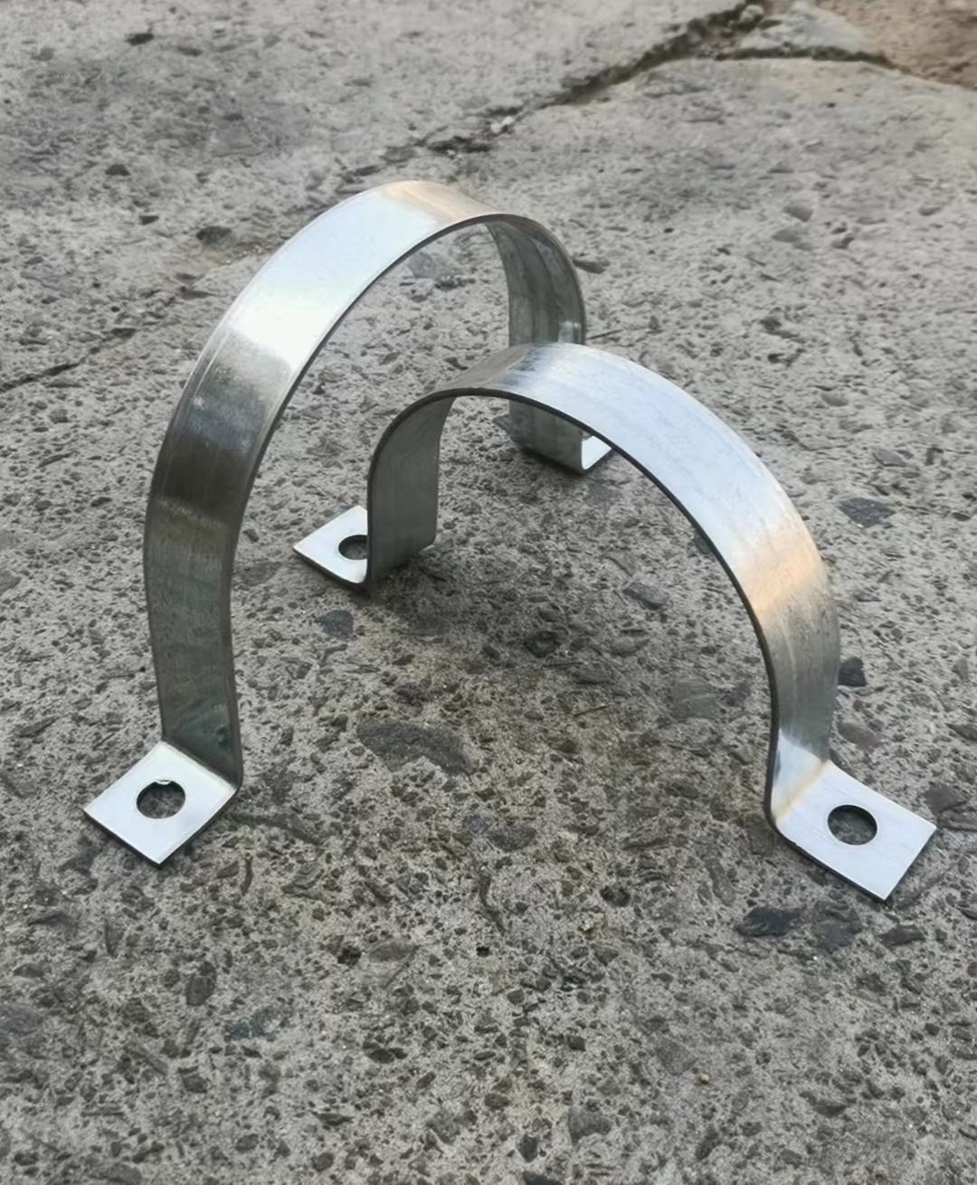 镀锌骑马卡扁铁电线杆抱箍